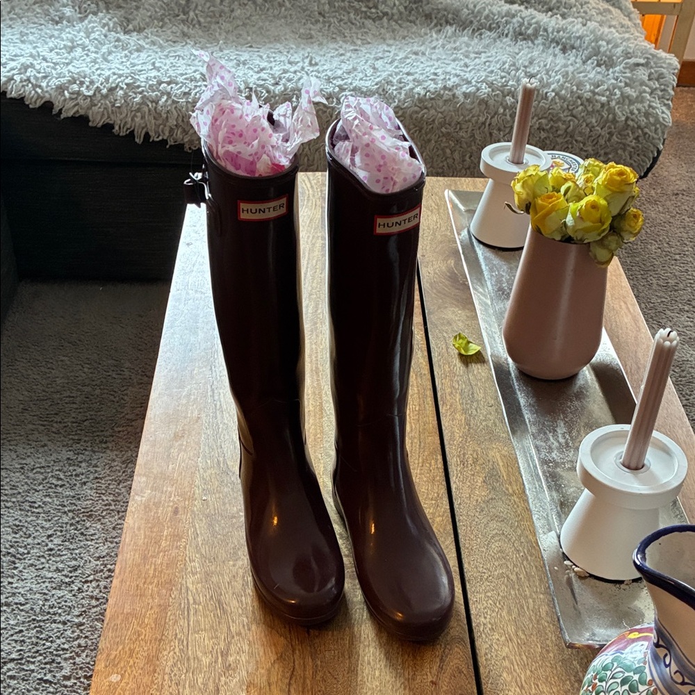 Hunter Dark Burgundy Rubber Sole Boots